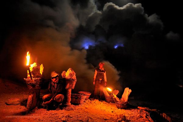 Les nuits bleues des forçats du soufre