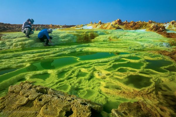 Dallol, at the frontiers of life