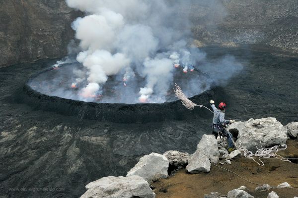 Nyiragongo, journey to the center of the Earth